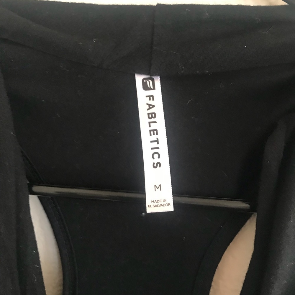 BLACK FABLETICS WORKOUT TOP - Picture 2 of 4
